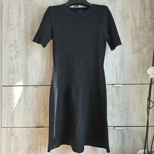 Used Like New Theory Size M Knit Dress